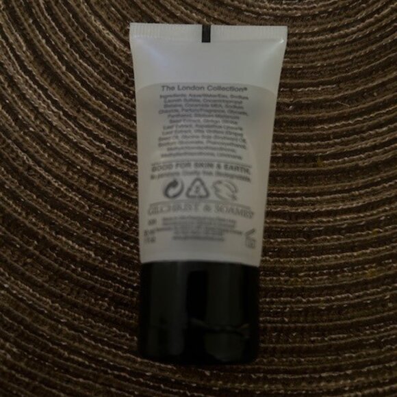 NEW UNOPENED Gilchrist & Soames travel bath set - Picture 9 of 9